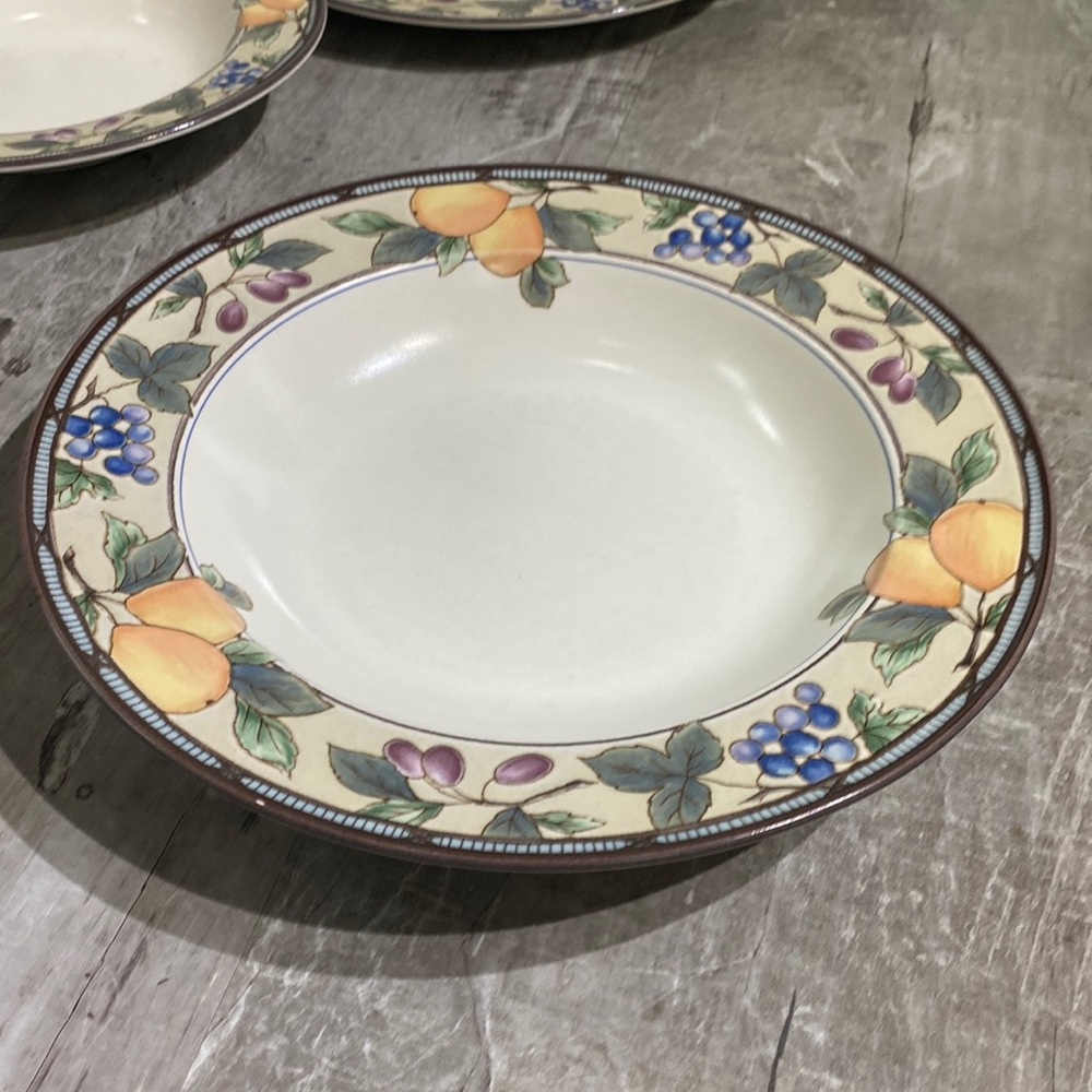 Mikasa intaglio garden harvest large pasta bowl